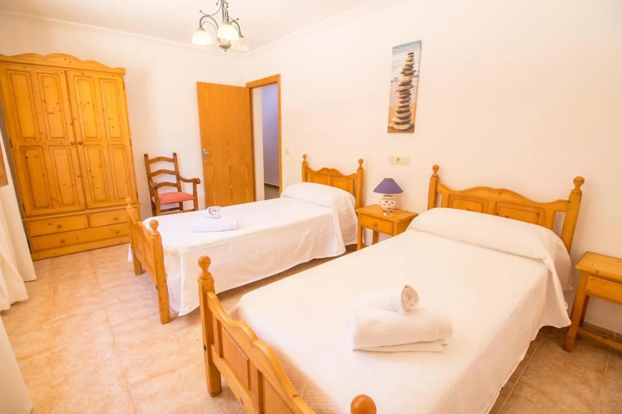 Вилла Bonito Chalet Con Wifi Muy Cerca Del Mar Фонт-де-Са-Кала